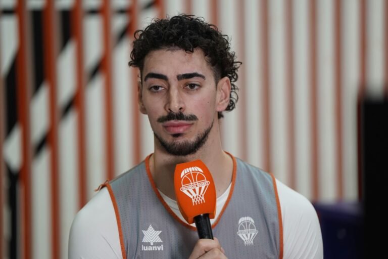 1737739063_Club-de-Baloncesto-Valencia.jpg