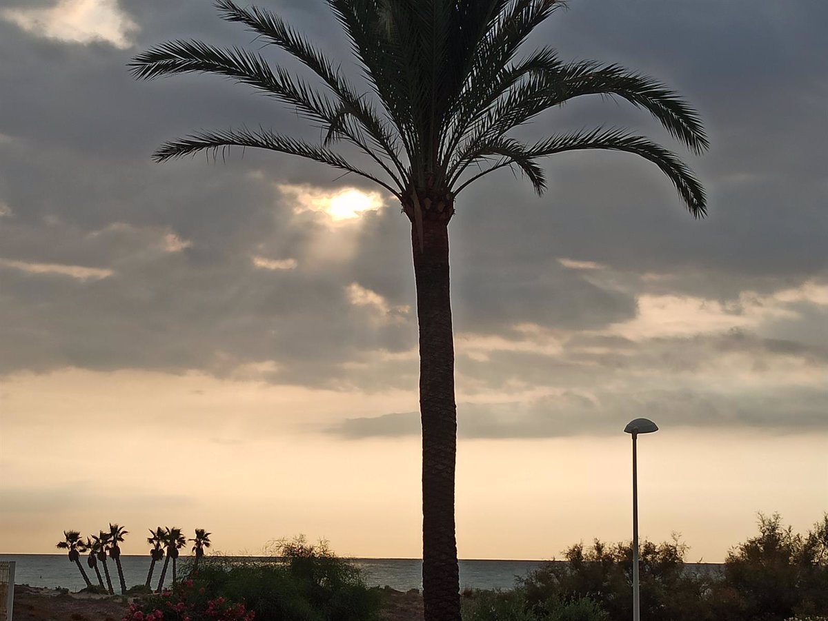 Intervalos-nubosos-y-rachas-de-viento-muy-fuertes-en-Castellon.jpg