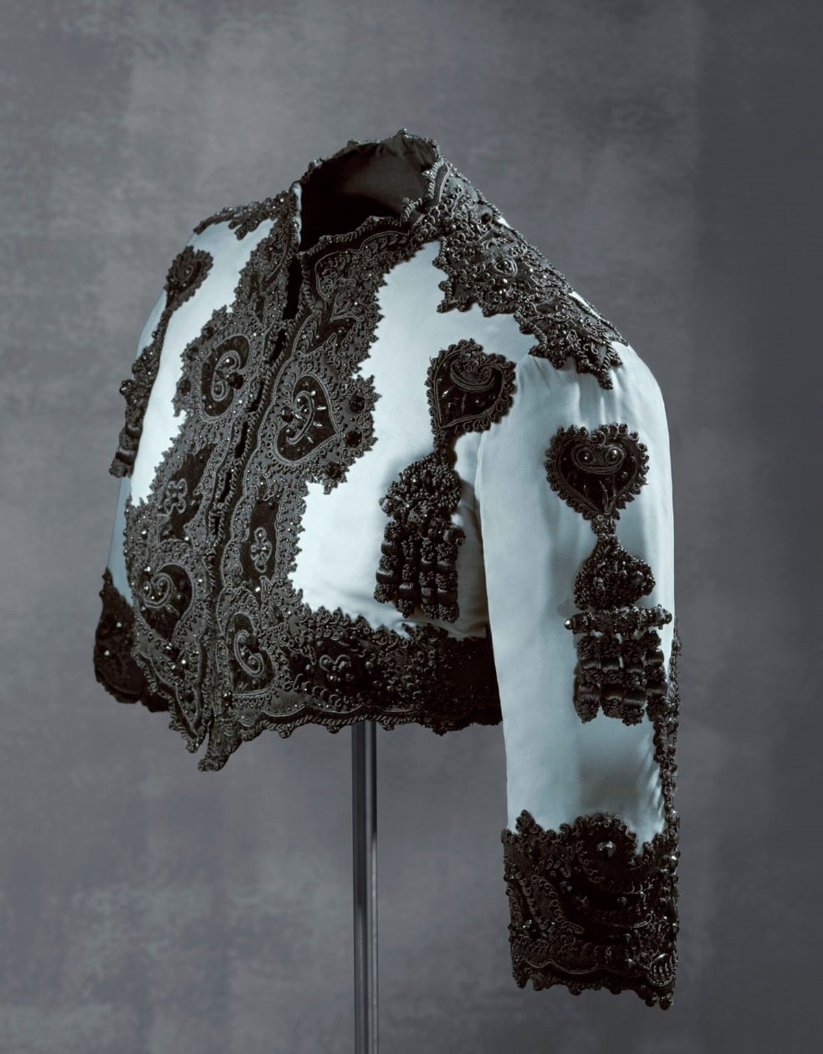 Diez-marcas-valencianas-participan-en-exposicion-Balenciaga-Shoes-from-Spain.jpg