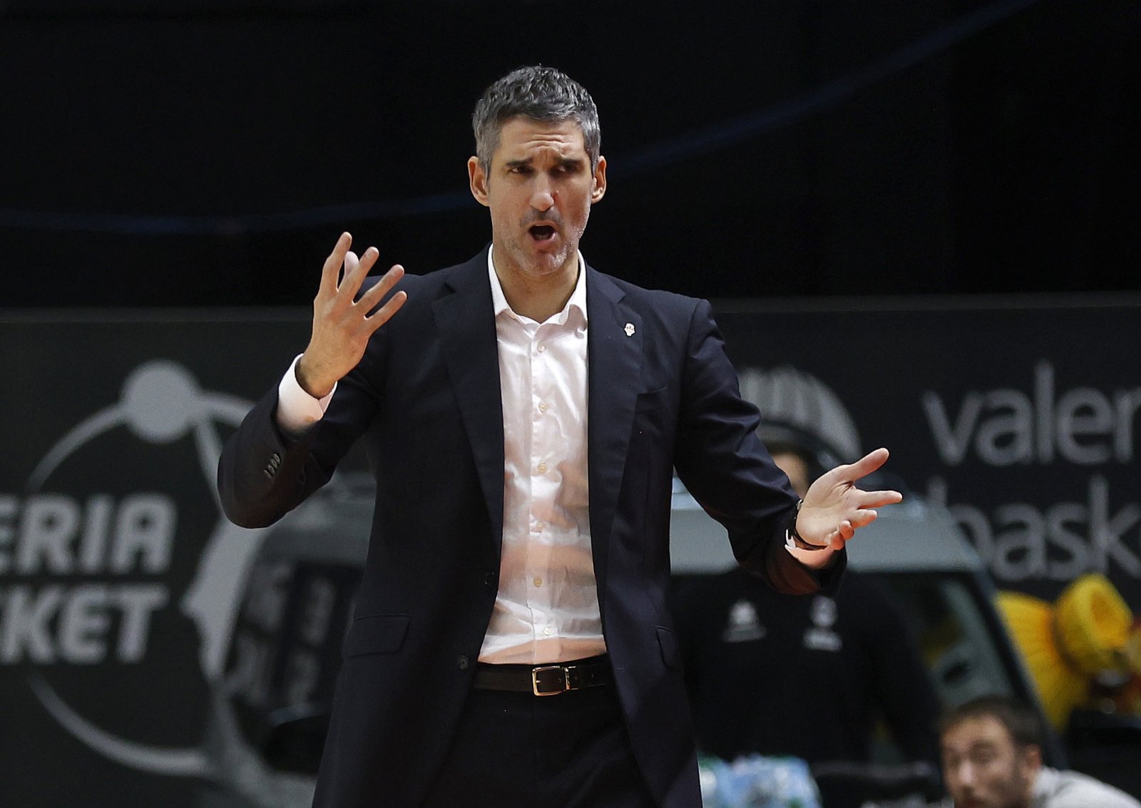 VALENCIA-BASKET-SE-LLEVA-EL-DUELO-POR-EL-LIDERATO.jpg