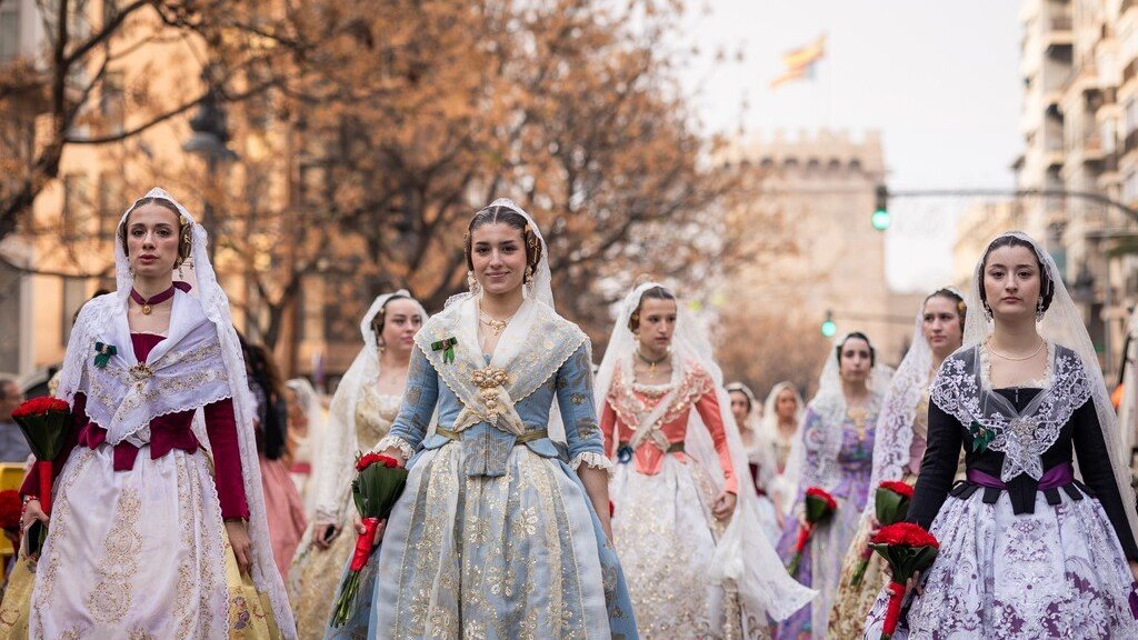 Las-mujeres-lideran-el-censo-fallero-56-inscritas-son-falleras.jpeg