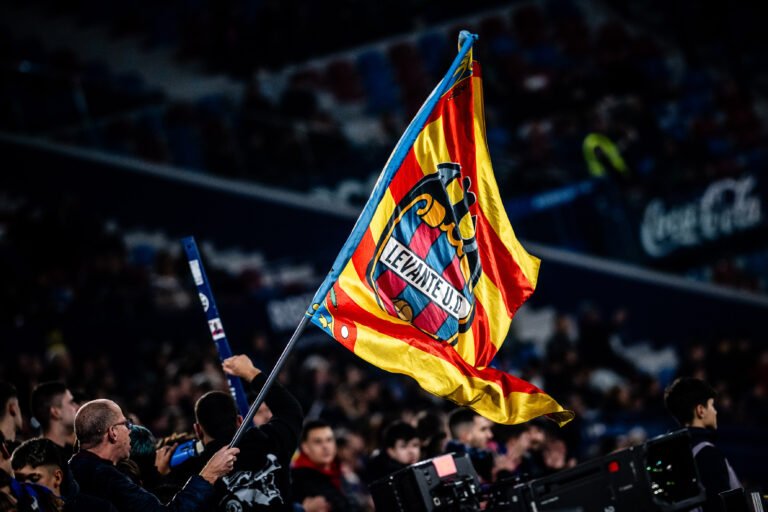 Venta-de-entradas-para-el-UD-Almeria-vs-Levante-UD.jpg