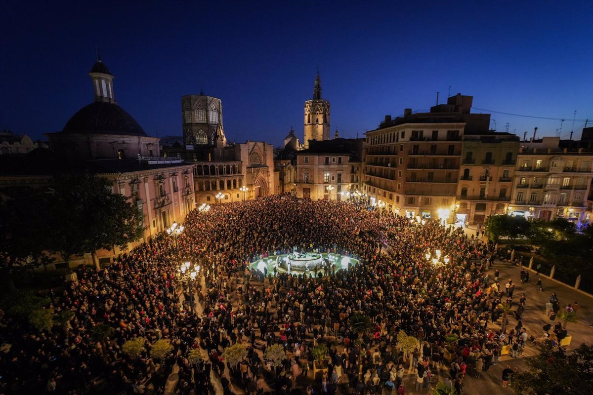 La-Policia-Local-de-Valencia-desaconseja-la-manifestacion-de-la.jpg