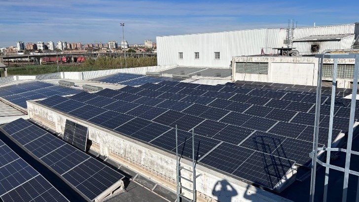 Mercavalencia-ahorra-mas-de-la-mitad-de-su-consumo-electrico.jpeg