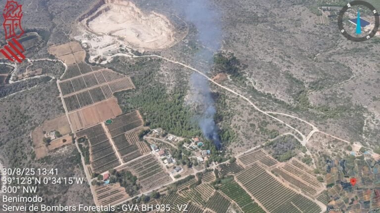 Incendios-en-Benimodo-y-Alfarrasi-ya-extinguidos.jpg