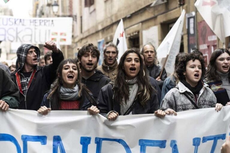 La-Filmoteca-dEstiu-proyecta-La-infiltrada-de-Arantxa-Echevarria-el.jpg