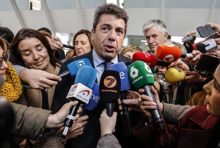 Mazon-insta-al-Gobierno-a-centrarse-en-la-reconstruccion-tras.jpg