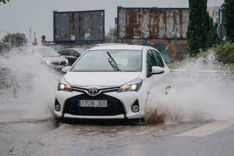 Alerta-naranja-por-lluvias-y-tormentas-en-litoral-norte-de.jpg