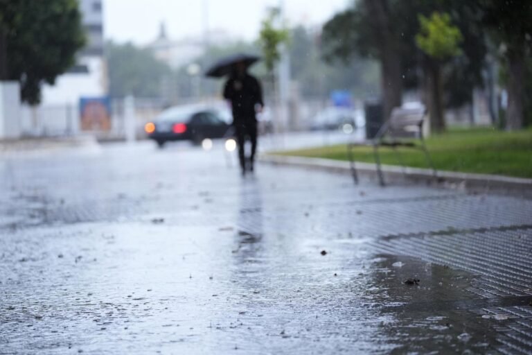 Fuertes-lluvias-en-Vallada-y-tormentas-en-comarcas-del-interior.jpg