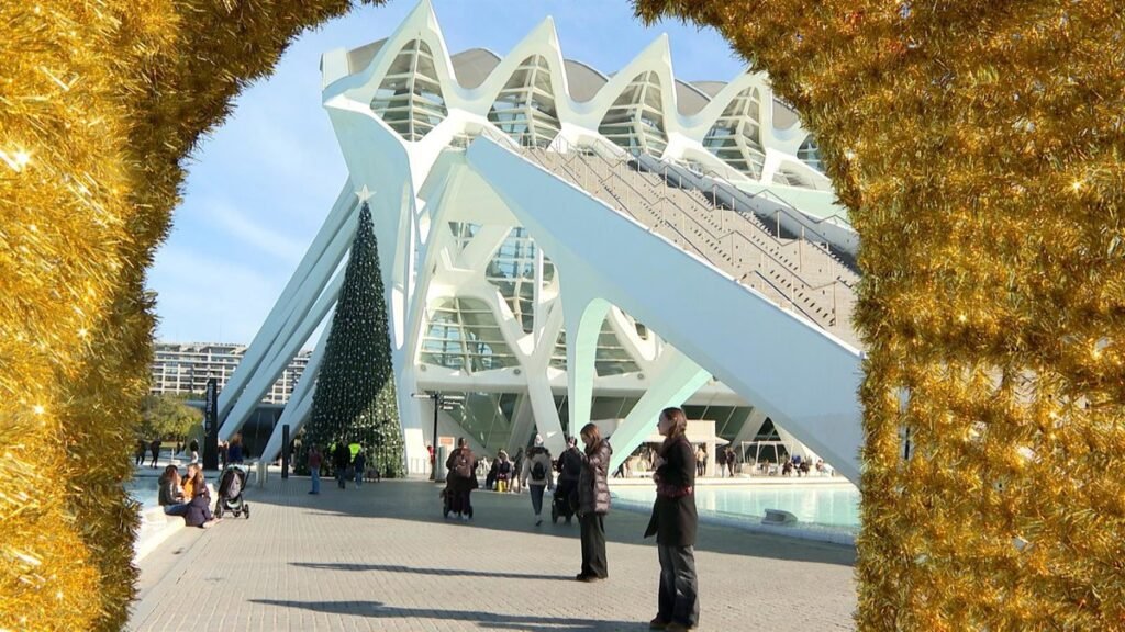 La-Ciutat-de-les-Arts-i-les-Ciencies-amplia-horarios.jpg