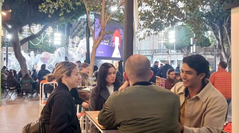 La-hosteleria-de-Valencia-cierra-las-Fallas-2026-con-facturacion.jpg