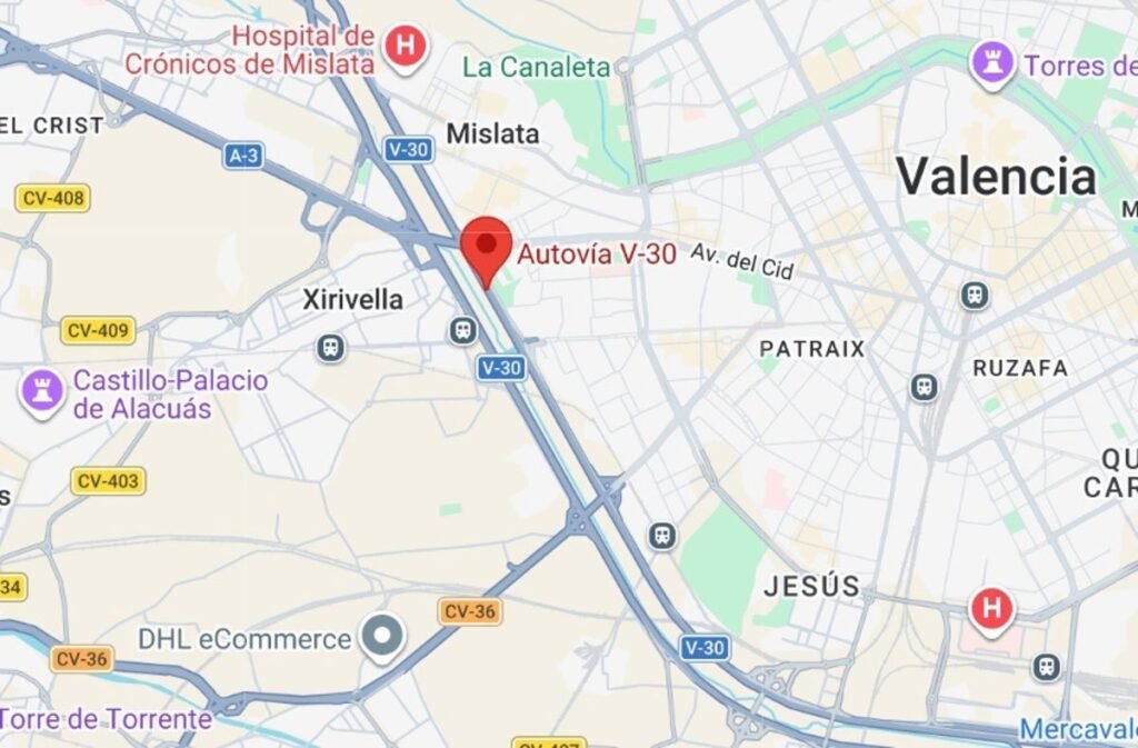 Vehiculo-cae-al-rio-en-zona-seca-de-la-V-30.jpg